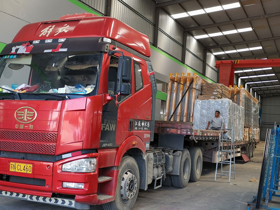 公交站臺發(fā)貨圖 公交站臺發(fā)貨圖