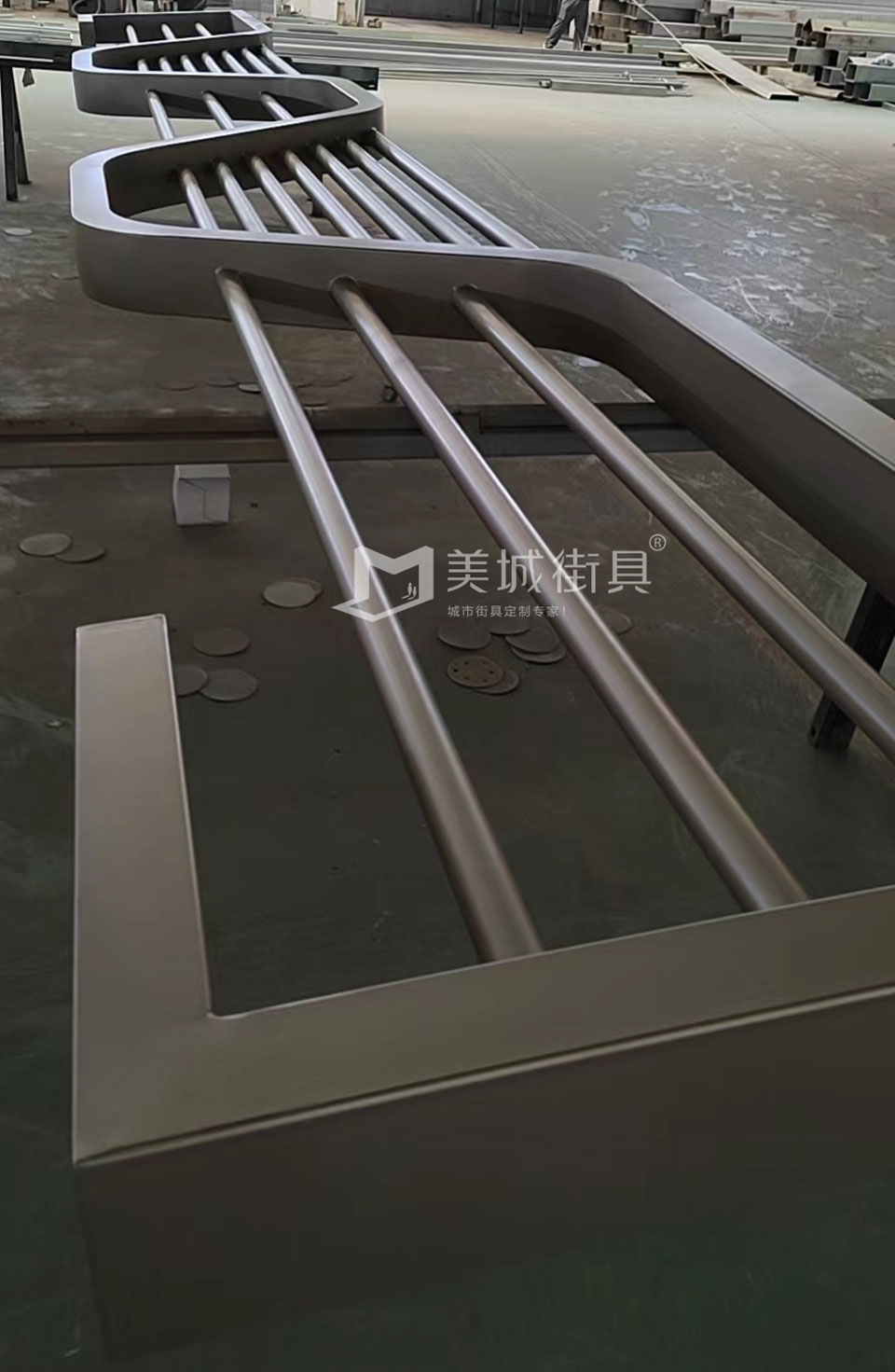 南京道路護(hù)欄發(fā)貨 南京道路護(hù)欄發(fā)貨