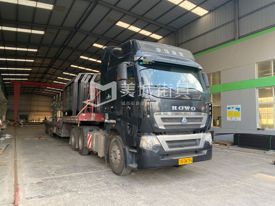 2022.9.21美城街具供應(yīng)咸陽(yáng)候車亭第二車發(fā)貨現(xiàn)場(chǎng) 2022.9.21美城街具供應(yīng)咸陽(yáng)候車亭第二車發(fā)貨現(xiàn)場(chǎng)